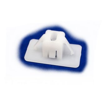 GROMMET-KICKING PLATE 0128100561 Nissan Patrol 160 260 Y60 