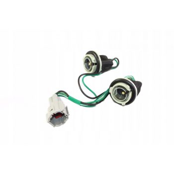   Nissan Patrol Y61 suport pentru cablajul becului de lumină din spate