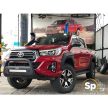 Go Rhino RC2 Gallytörő rács 20" LED fényhíddal - Toyota Hilux 15->