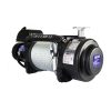   Dispozitivul de ridicare electric HusarWinch, cu o capacitate de 13500 de livre (6123 de kilograme) și un cablu de oțel
