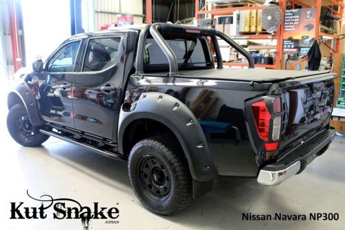Evazări din plastic Kut Snake pentru Nissan Navara D23 NP300 fără rezervor AdBlue 50 mm SETUL DIN SPATE