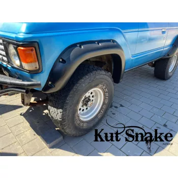  Evazări din plastic Kut Snake pentruToyota Land Cruiser 40  100mm