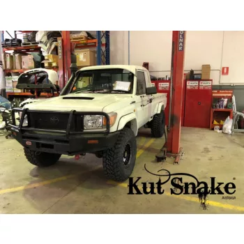   Evazări din plastic Kut Snake pentru Toyota Land Cruiser 79 pick-up cabină simplă 2007-> 50mm
