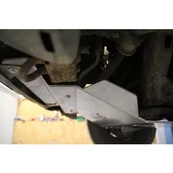   Set protecție placa de bază din aluminiu More4x4 pentru Toyota FJ Cruiser, 2006+ (2 seturi) Diesel Pentru bara Z022