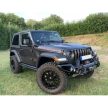 OFD Első acél lökhárító gallytörő ráccsal és csörlőlemzzel - Jeep Gladiator JT 20->; Wrangler JL 18->